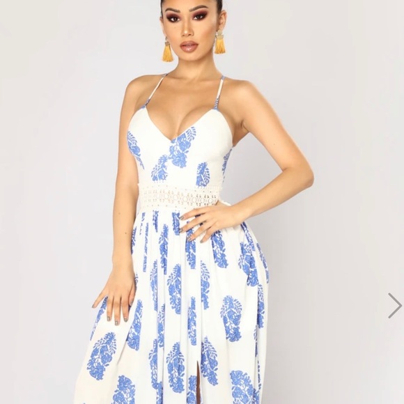 Fashion Nova Dresses & Skirts - Maxi dress